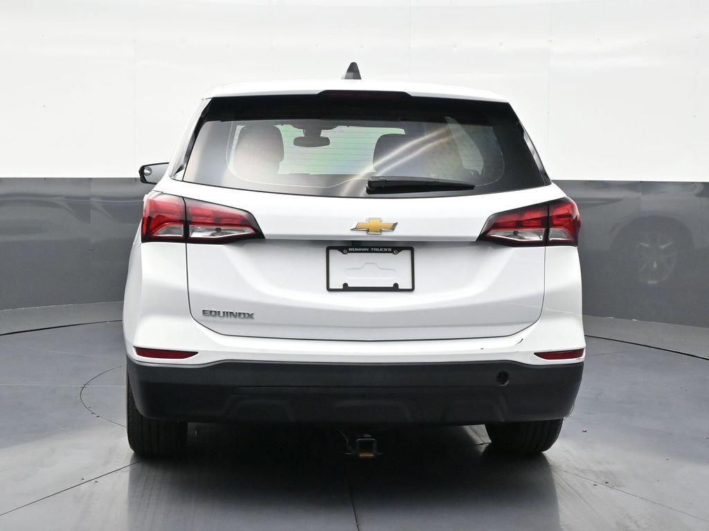 Used 2024 Chevrolet Equinox LS image 4