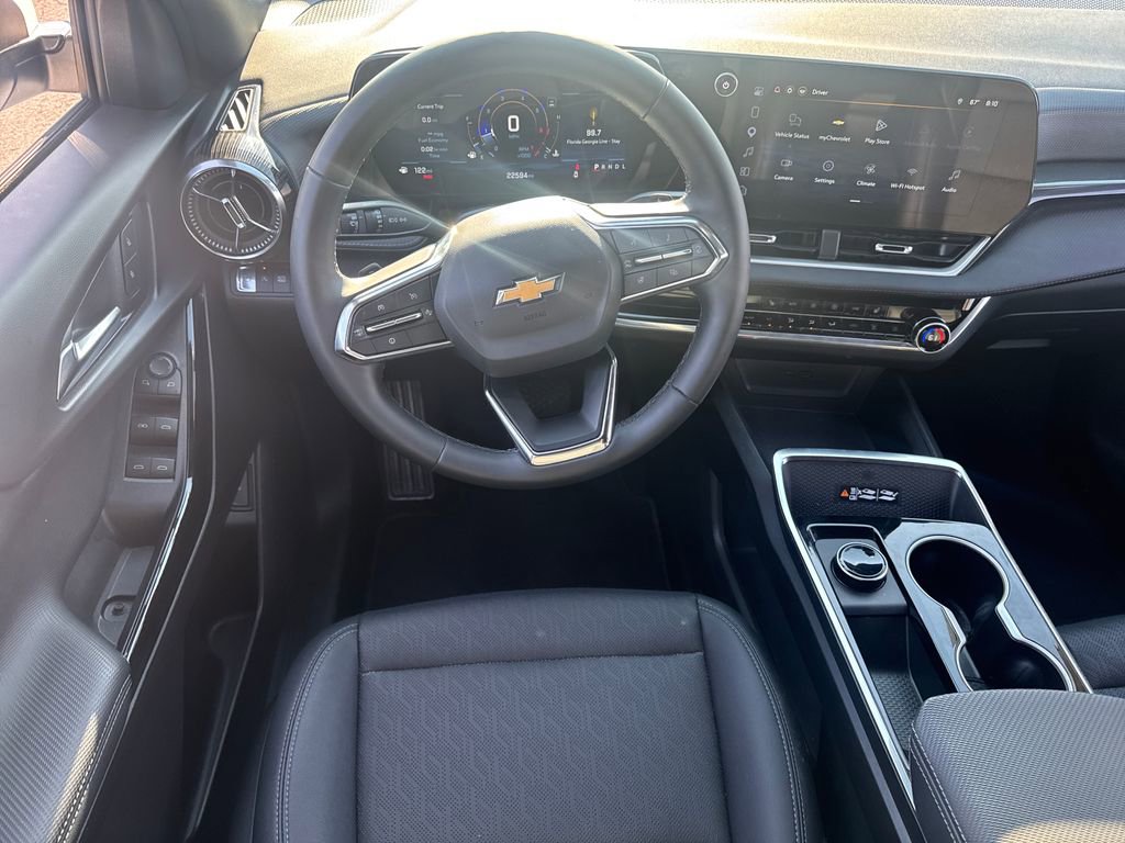 Used 2026 Chevrolet Equinox LT w/ Convenience Package II FWD image 14