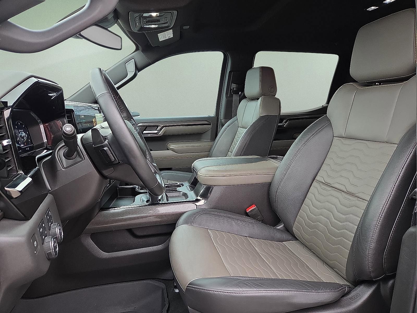 Used 2023 Chevrolet Silverado 1500 ZR2 image 11