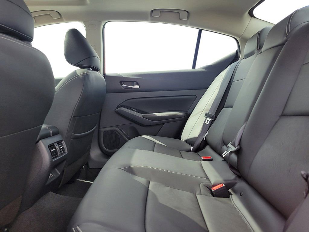 New 2025 Nissan Altima 2.5 SL image 24