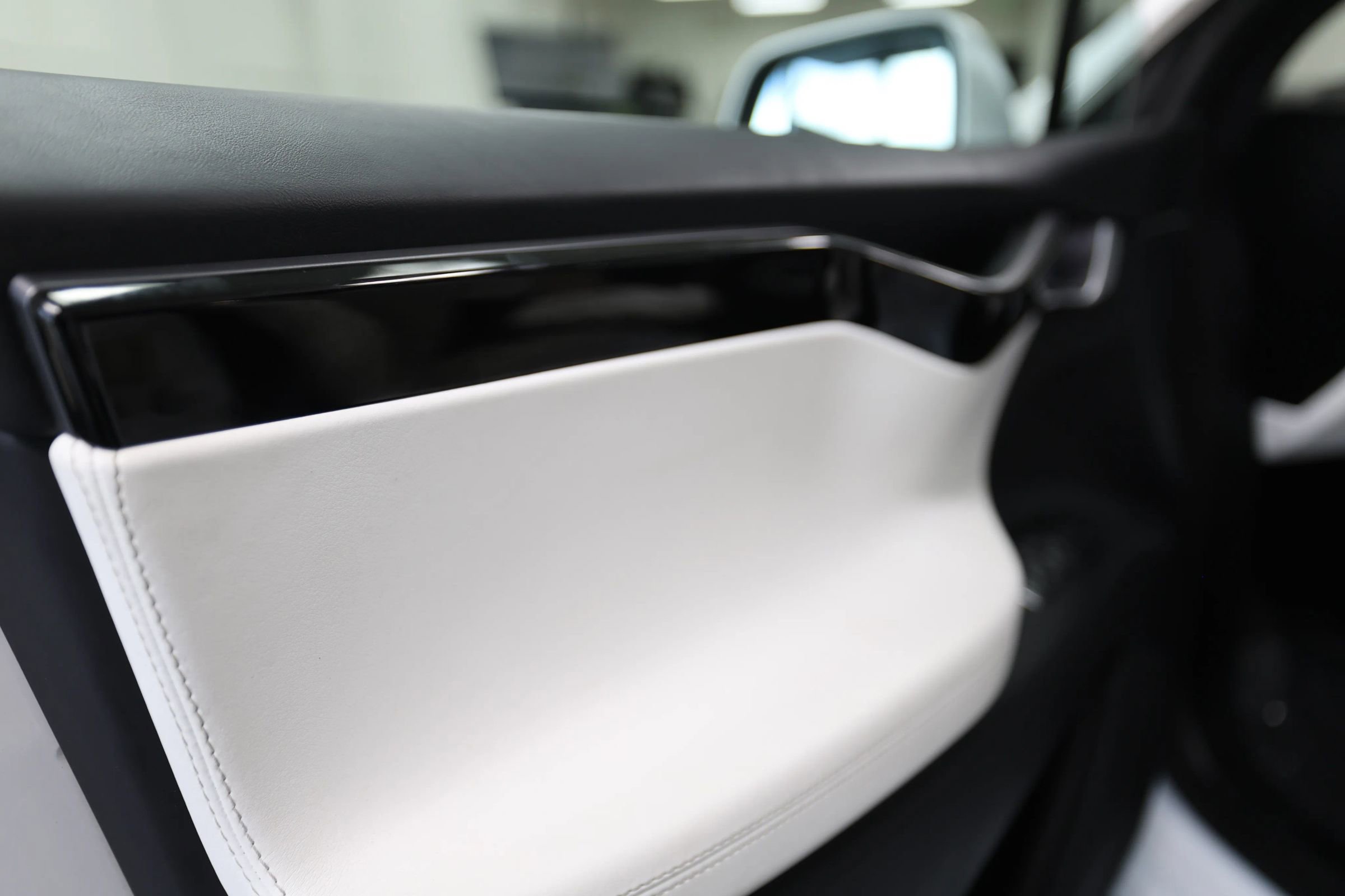 Used 2019 Tesla Model X Long Range AWD/4WD image 28