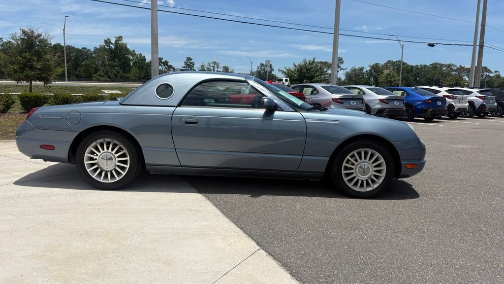 Used 2005 Ford Thunderbird RWD image 4
