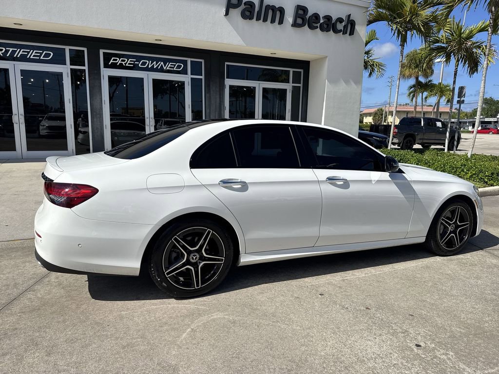 Used 2022 Mercedes-Benz E 350 Sedan w/ Driver Assistance Package image 4