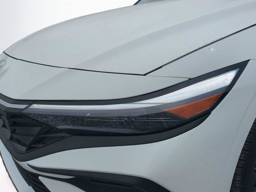 New 2026 Hyundai Elantra Sport image 10