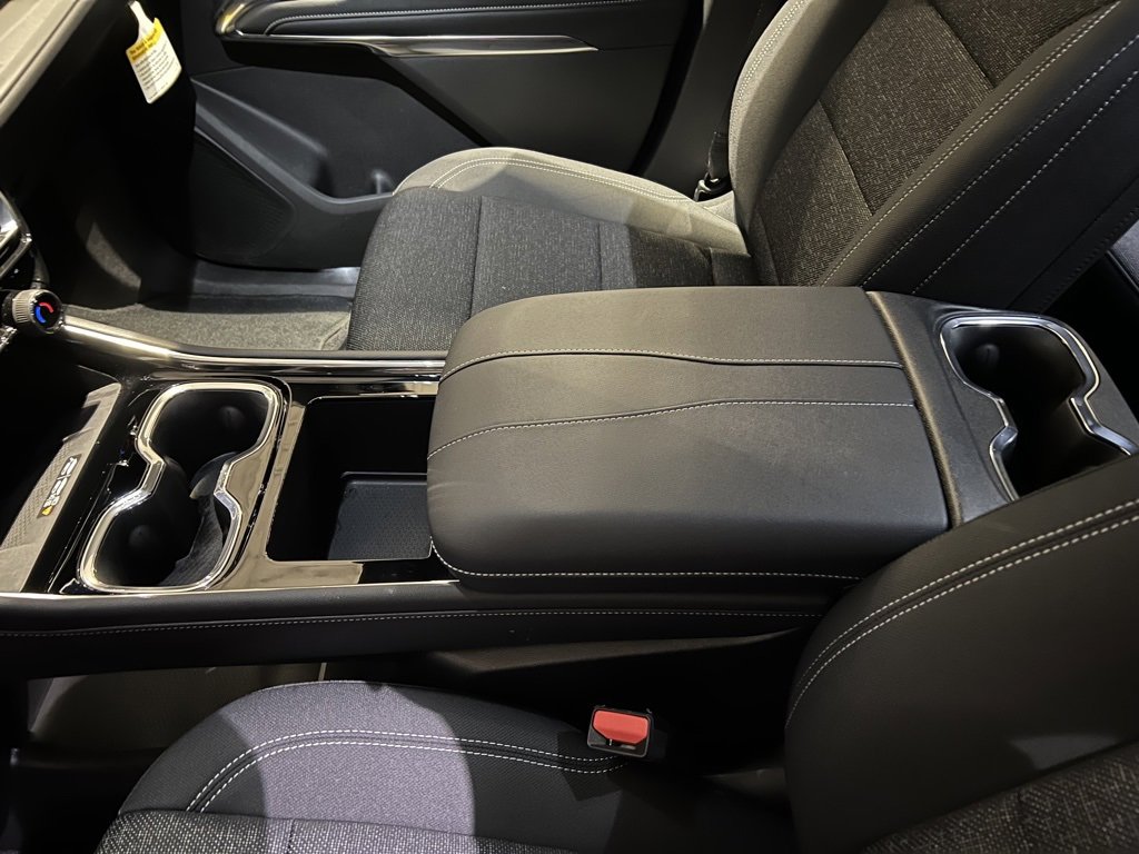 New 2026 Chevrolet Traverse LT w/ Driver Confidence Package image 15