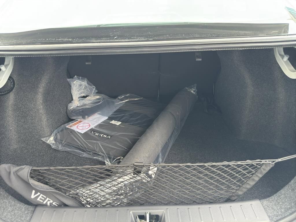 New 2025 Nissan Versa SV image 30