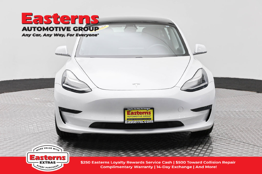 Used 2020 Tesla Model 3 Standard Range RWD image 3