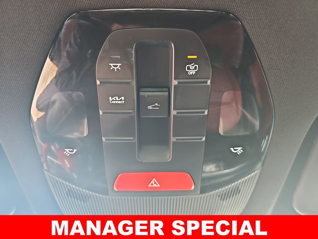 Used 2025 Kia K4 GT-Line w/ GT-Line Premium Package image 32