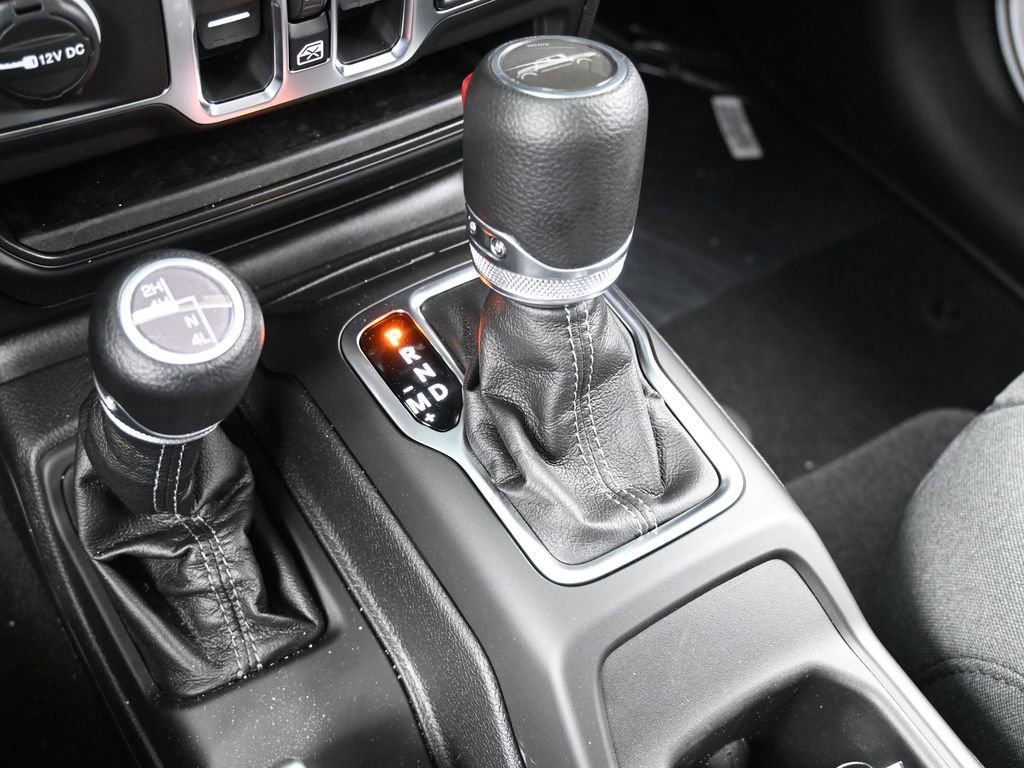 New 2026 Jeep Gladiator Sport AWD/4WD image 21