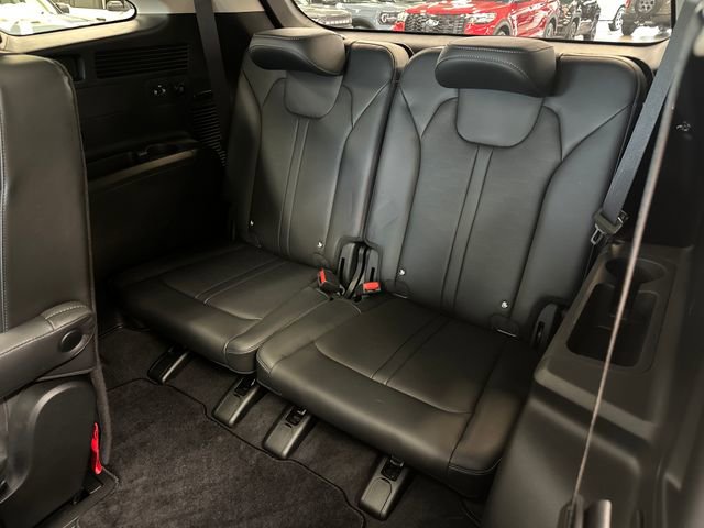 Used 2025 Kia Sorento SX AWD/4WD image 7