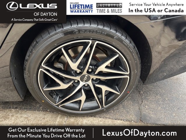 Used 2023 Kia Stinger GT-Line w/ Sun & Sound Package image 29