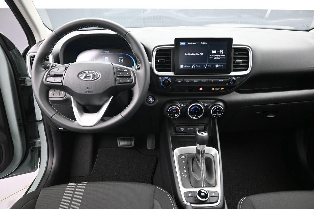 New 2026 Hyundai Venue SEL FWD image 11