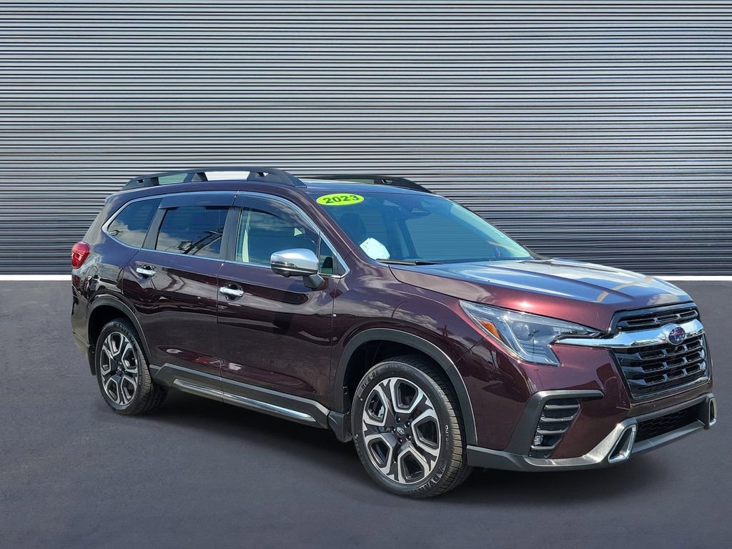 Used 2023 Subaru Ascent Touring image 2