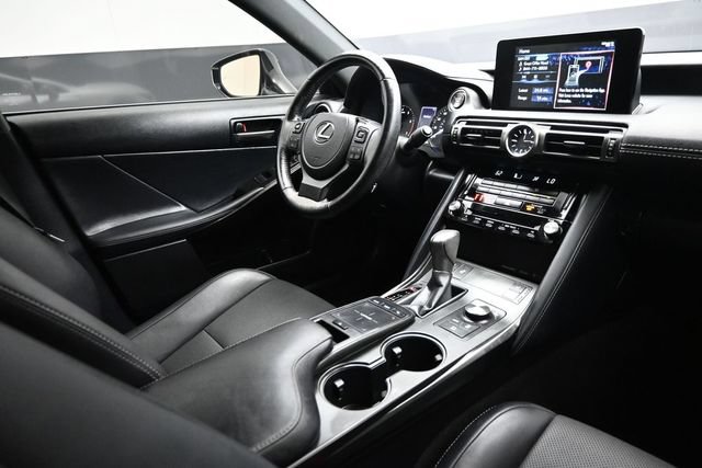 Used 2022 Lexus IS 300 w/ Premium Package RWD image 12