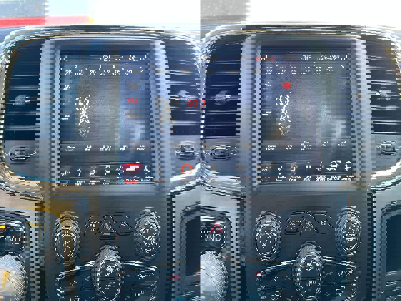 Used 2018 RAM 1500 Sport w/ Sport Premium Group image 16