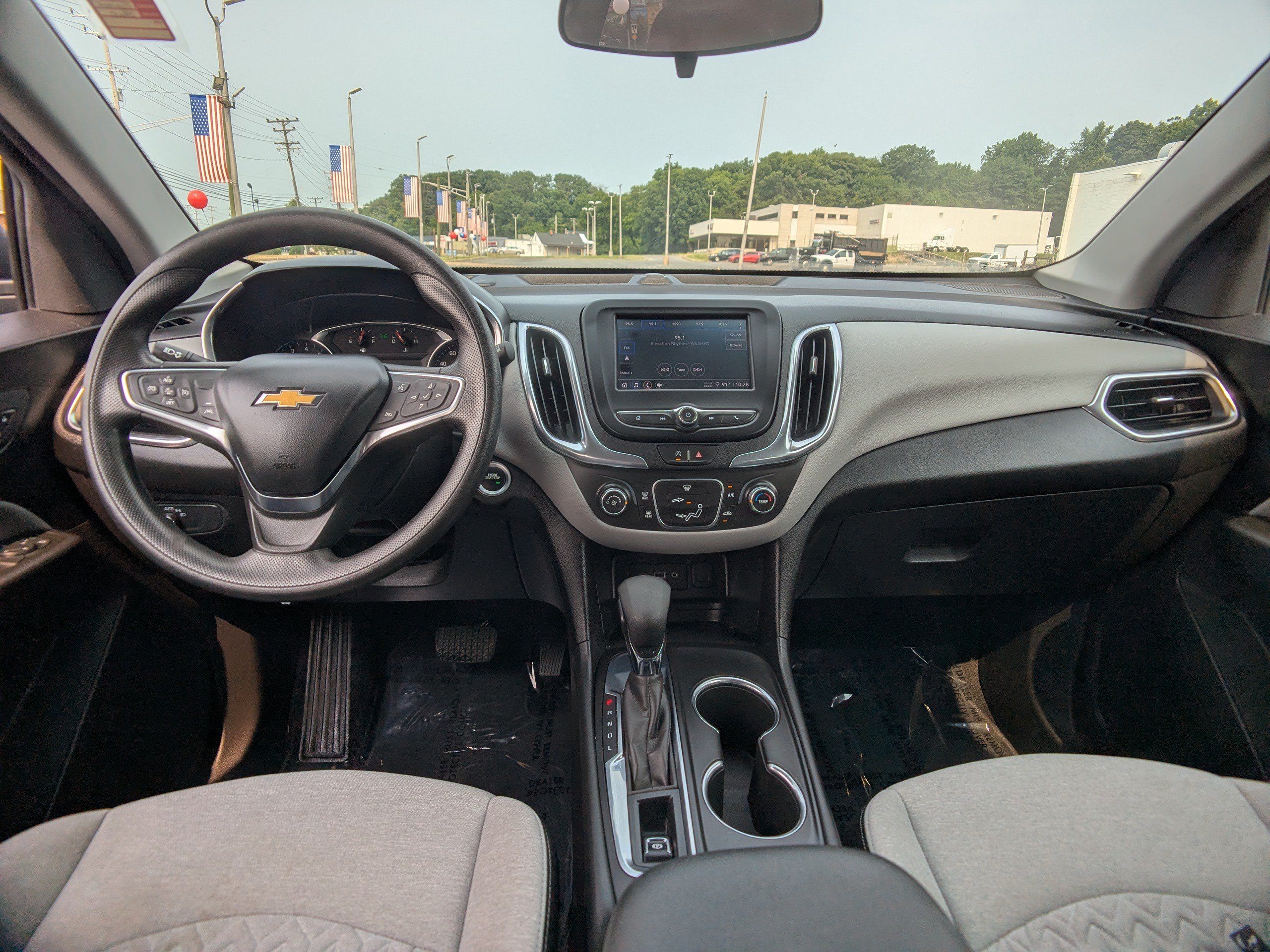 Used 2024 Chevrolet Equinox LS w/ LS Convenience Package FWD image 16