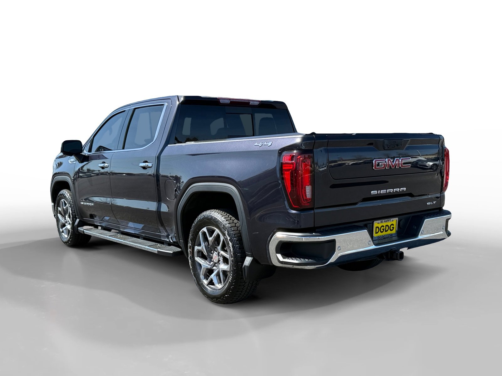 Used 2022 GMC Sierra 1500 SLT w/ SLT Premium Plus Package image 3