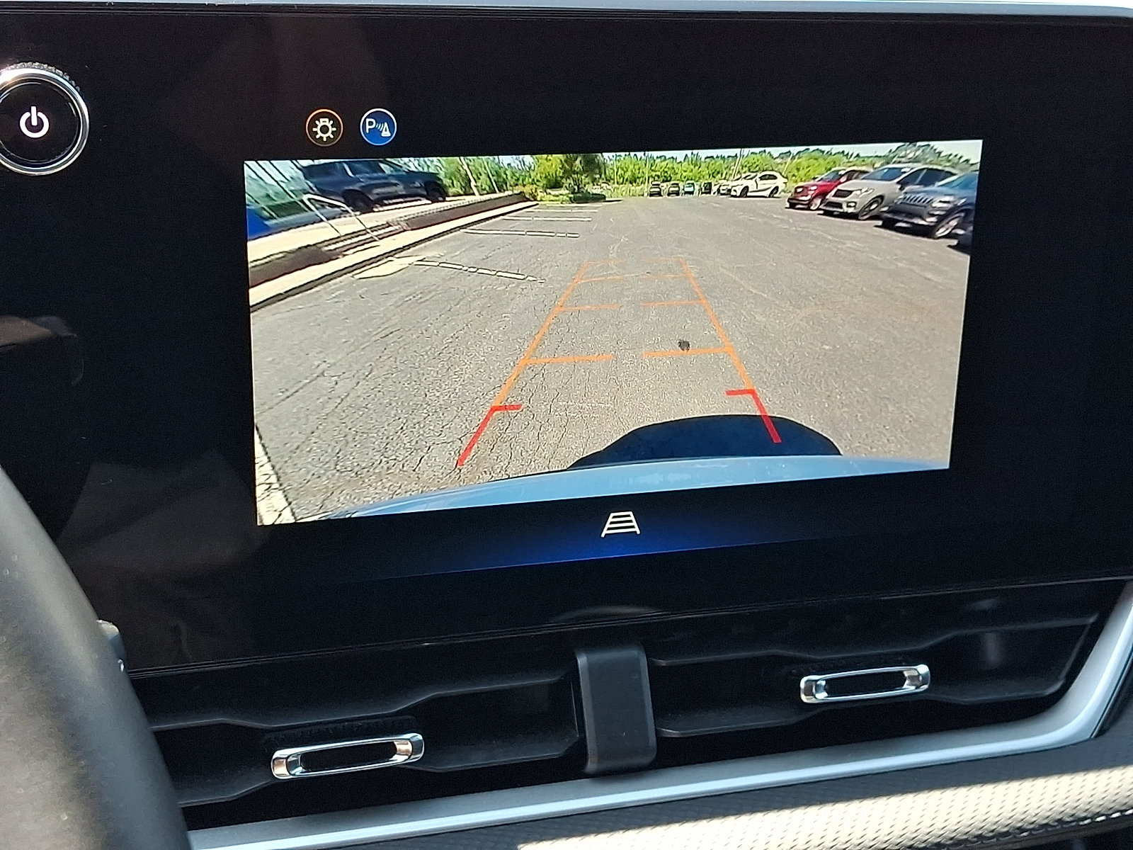 Certified 2026 Chevrolet Equinox LT w/ Convenience Package II AWD/4WD image 19
