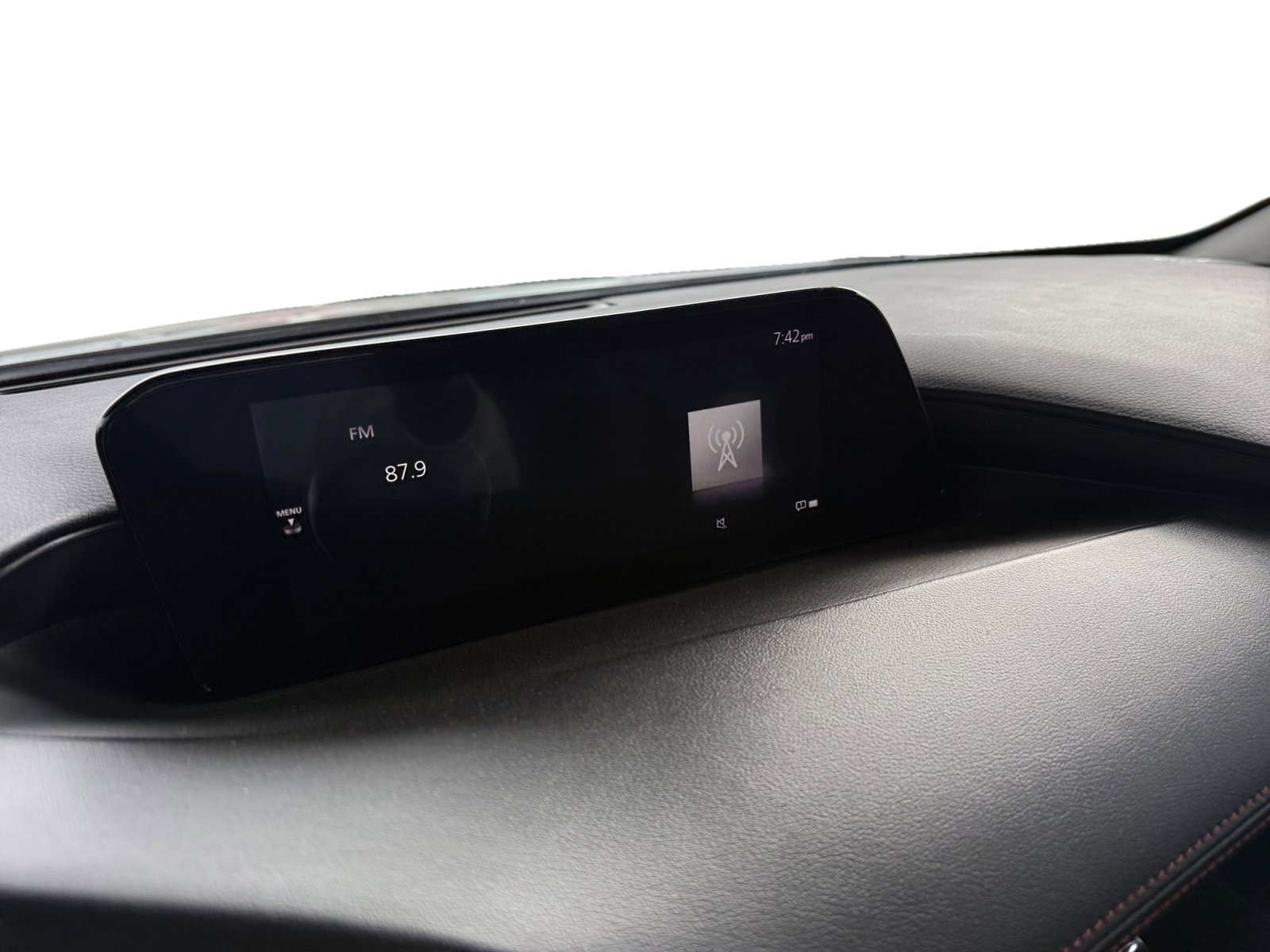 Used 2023 MAZDA MAZDA3 s image 12