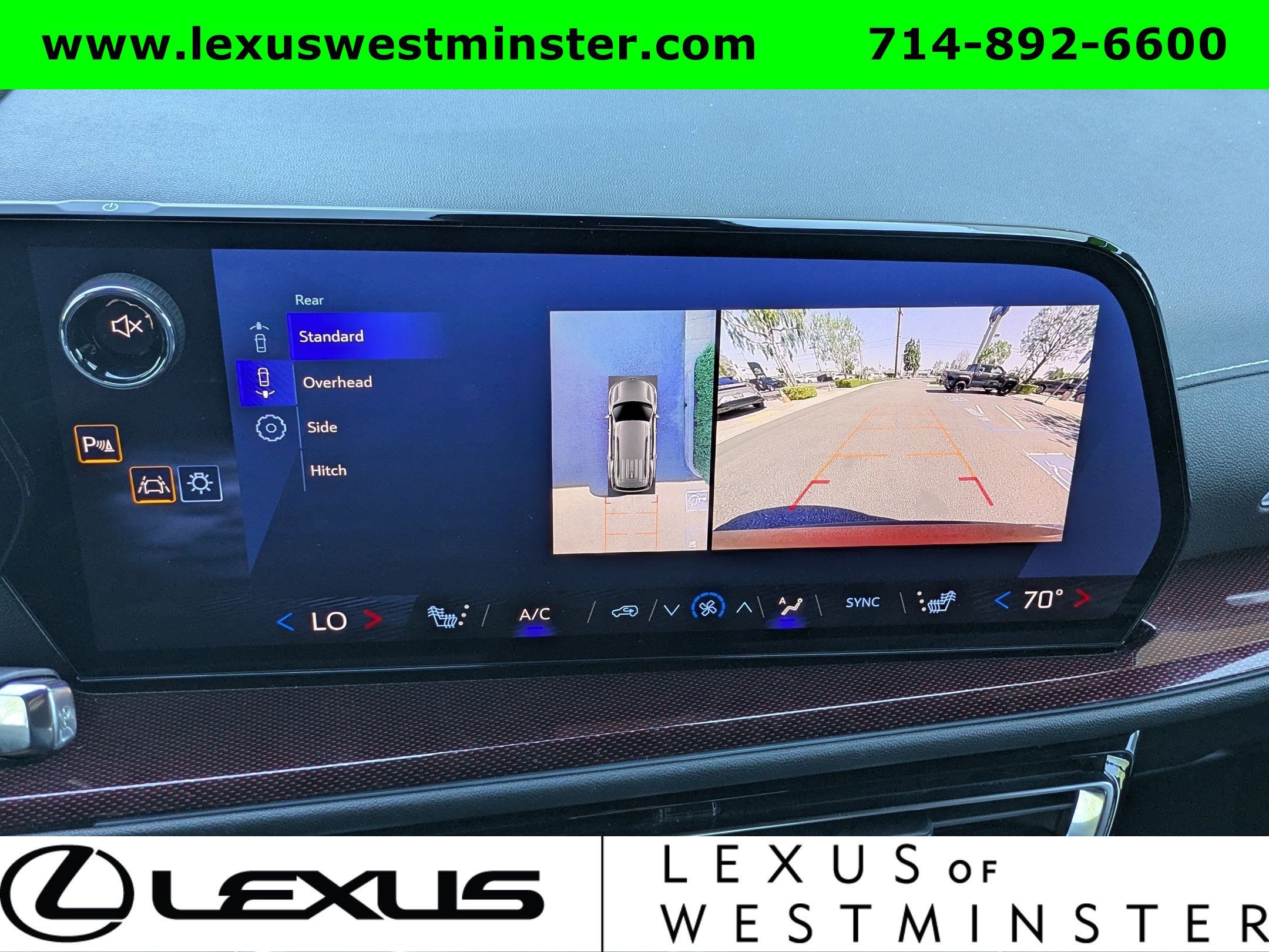 Used 2024 Chevrolet Traverse Z71 image 21