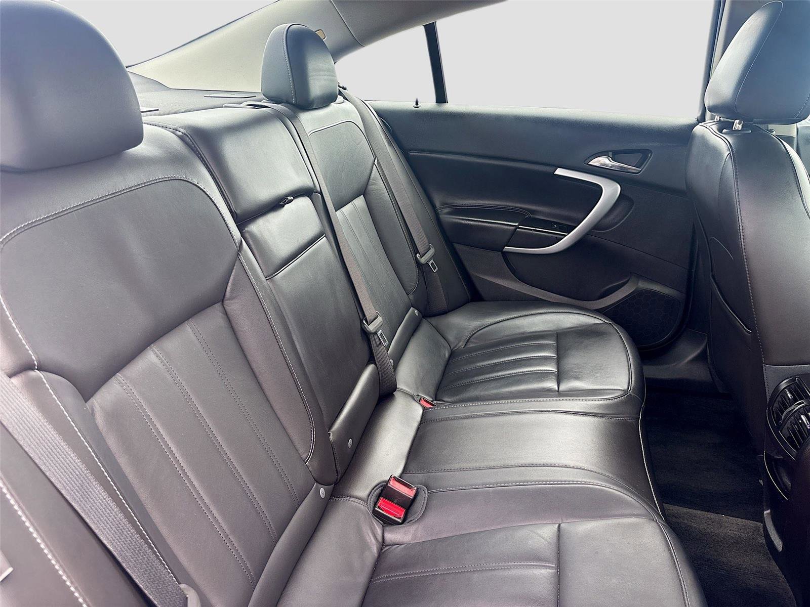 Used 2014 Buick Regal image 28