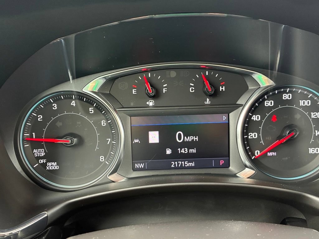 Used 2023 Chevrolet Equinox Premier AWD/4WD image 32