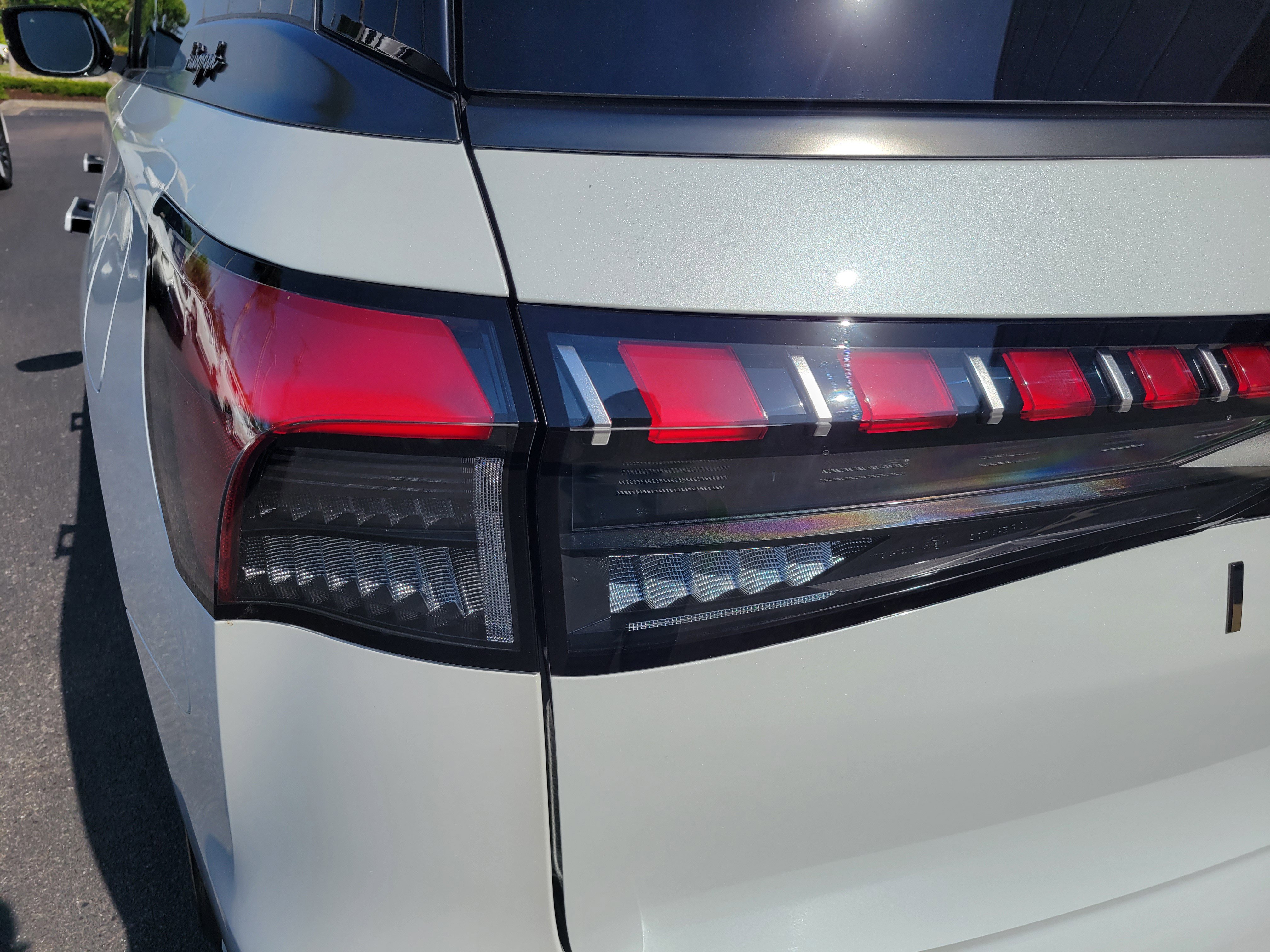 New 2026 INFINITI QX80 Autograph AWD/4WD image 10