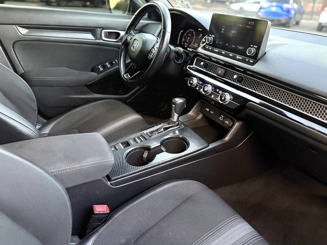 Used 2023 Honda Civic Sport image 11