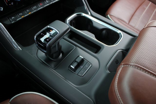 Used 2025 GMC Sierra 1500 Denali Ultimate image 11