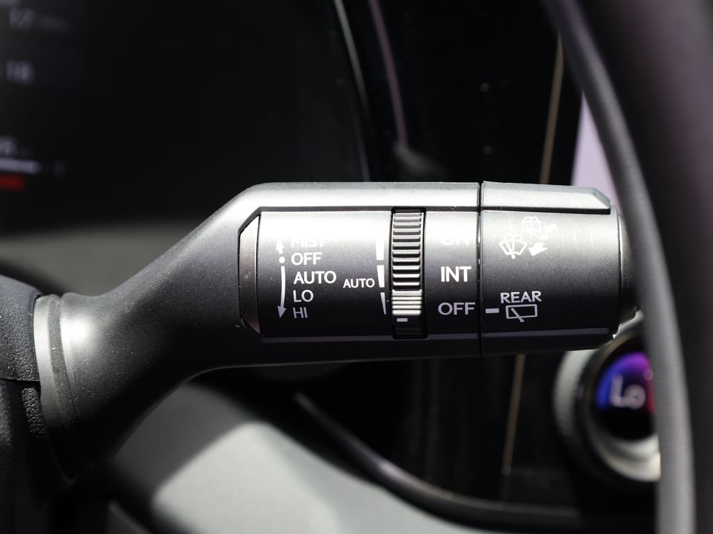 Used 2026 Lexus RX 350h w/ Convenience Package AWD/4WD image 36