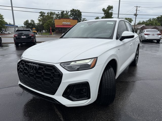 Used 2024 Audi Q5 2.0T Premium Plus AWD/4WD image 2
