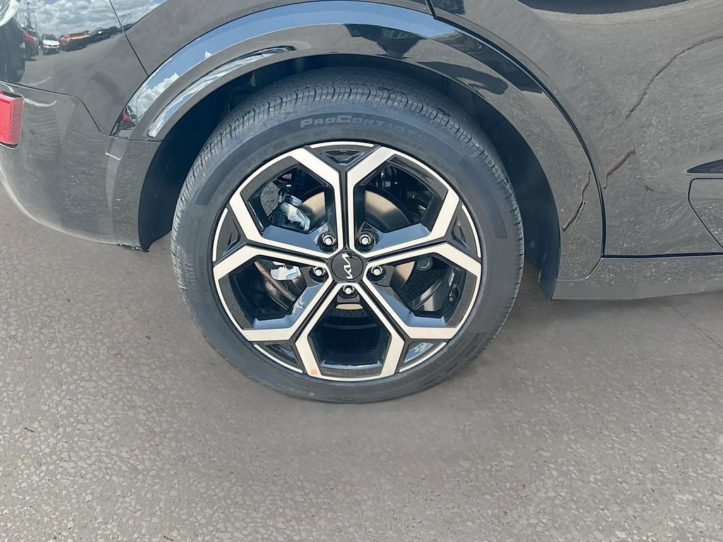 New 2026 Kia Niro SX Touring FWD image 32