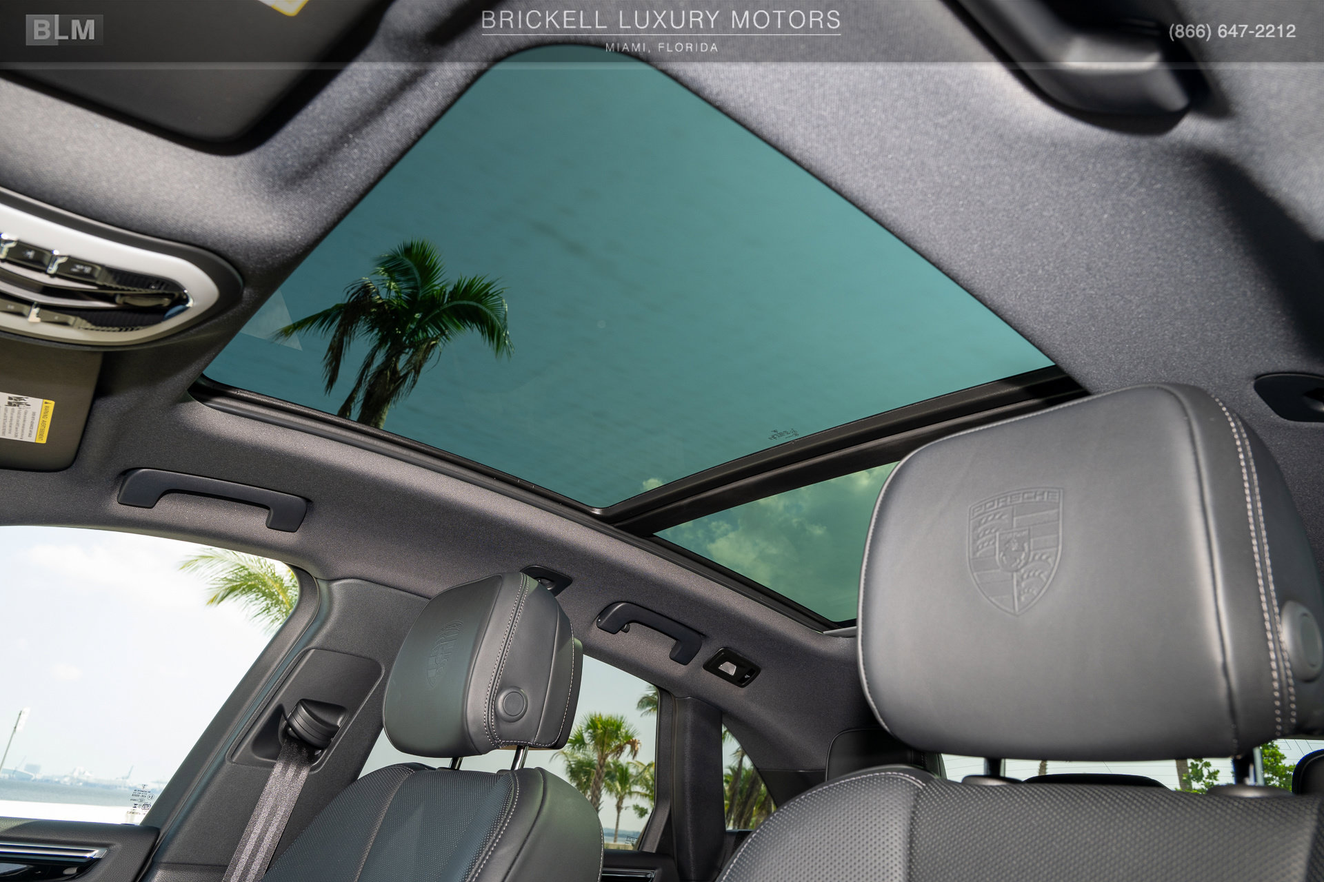 Used 2024 Porsche Macan w/ Premium Plus Package AWD/4WD image 34
