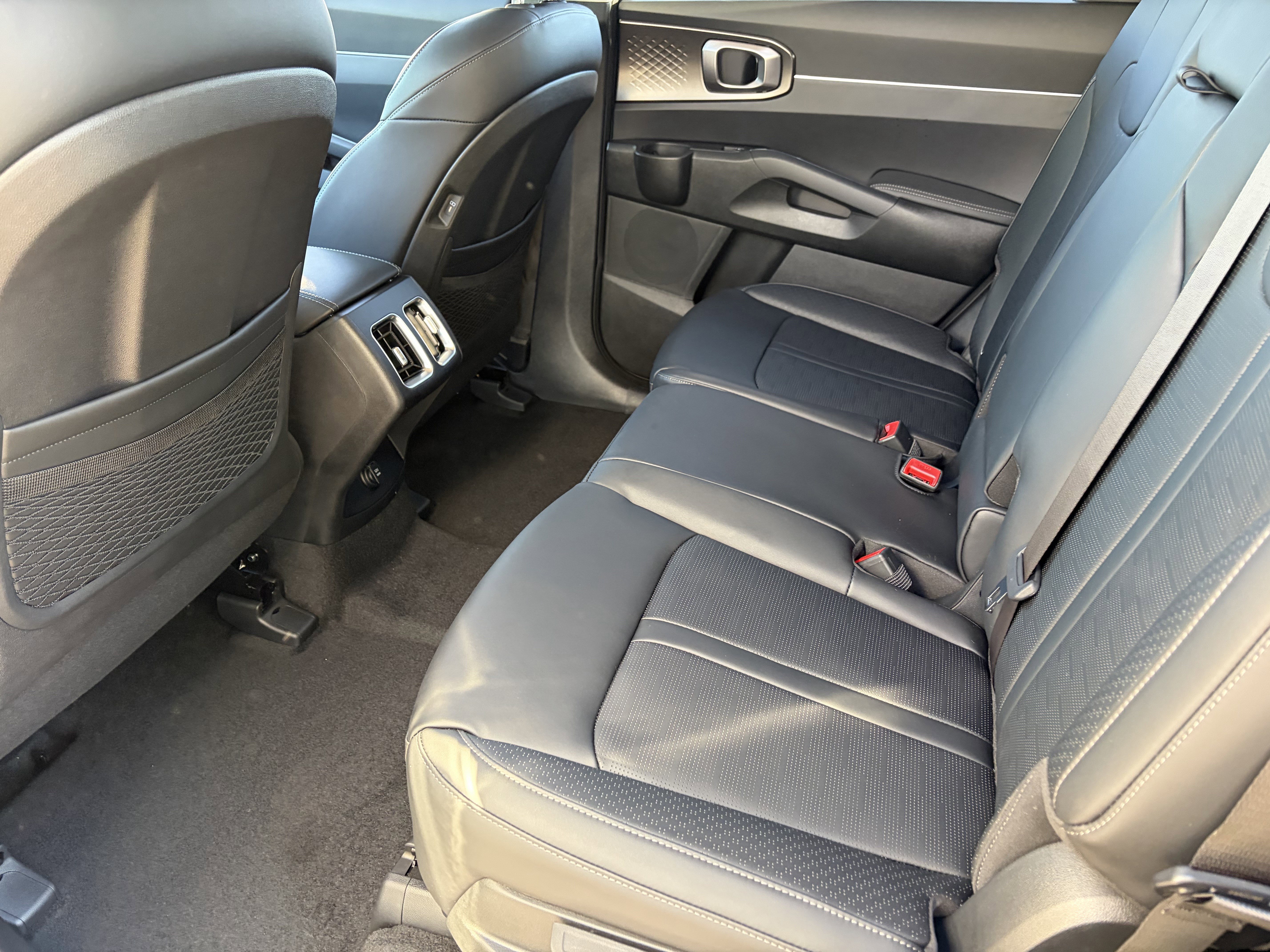 New 2026 Kia Sorento EX FWD image 15