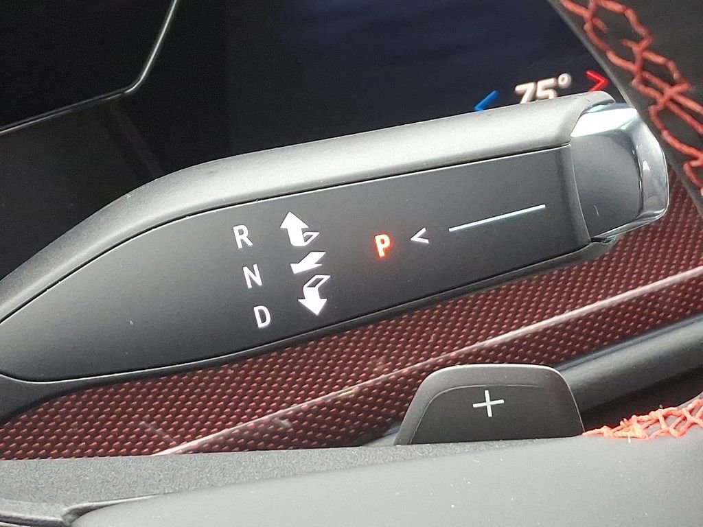 New 2026 Chevrolet Traverse RS image 7