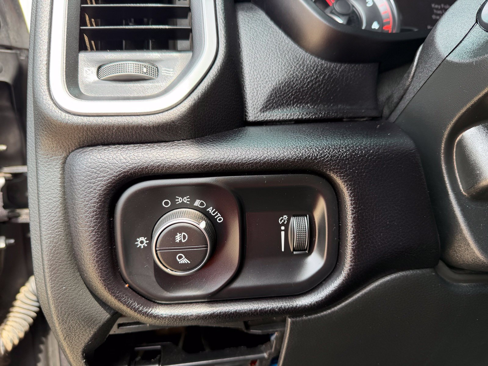 Used 2022 RAM 2500 Lone Star w/ Night Edition AWD/4WD image 17