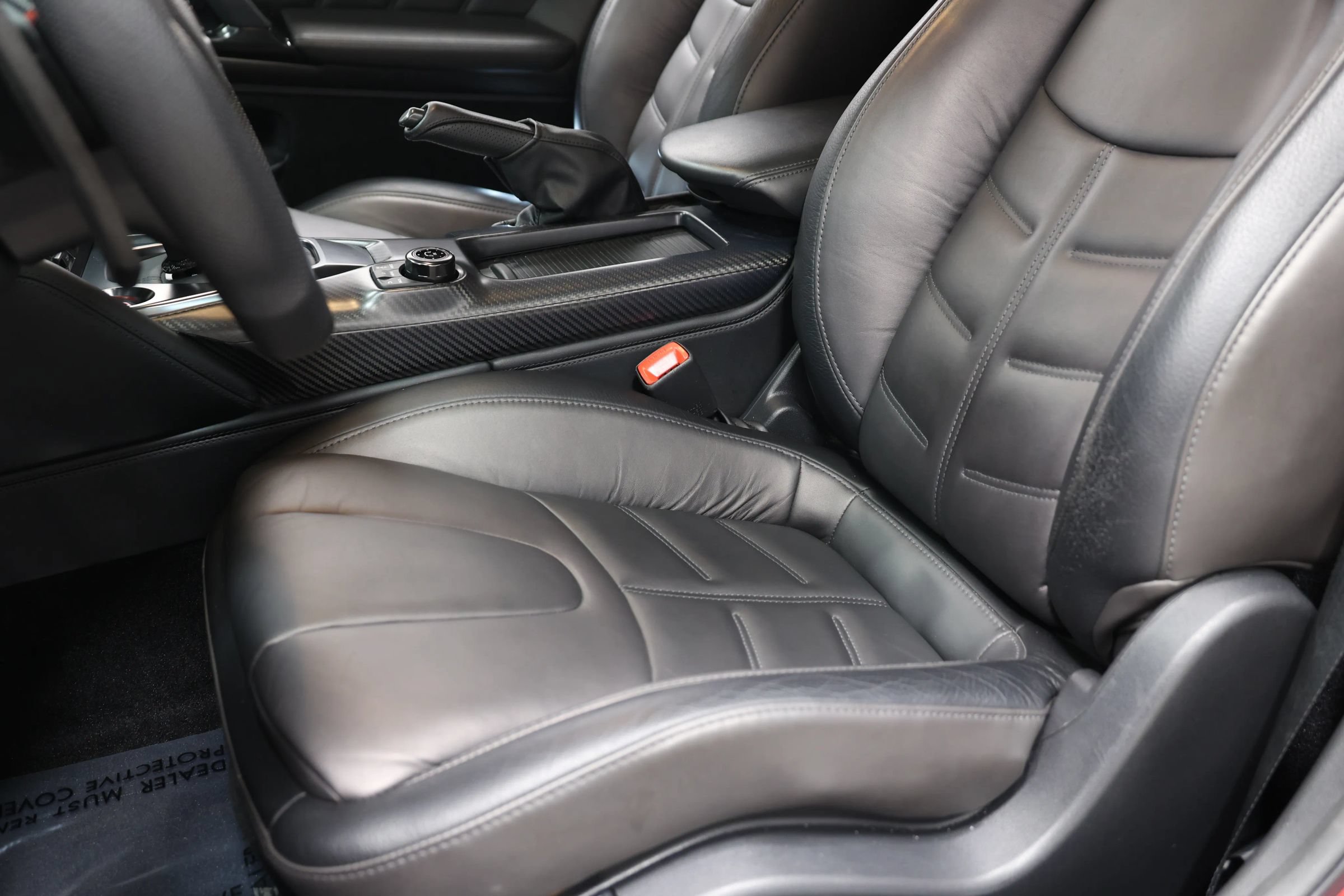 Used 2019 Nissan GT-R Premium w/ Premium Interior Package AWD/4WD image 20