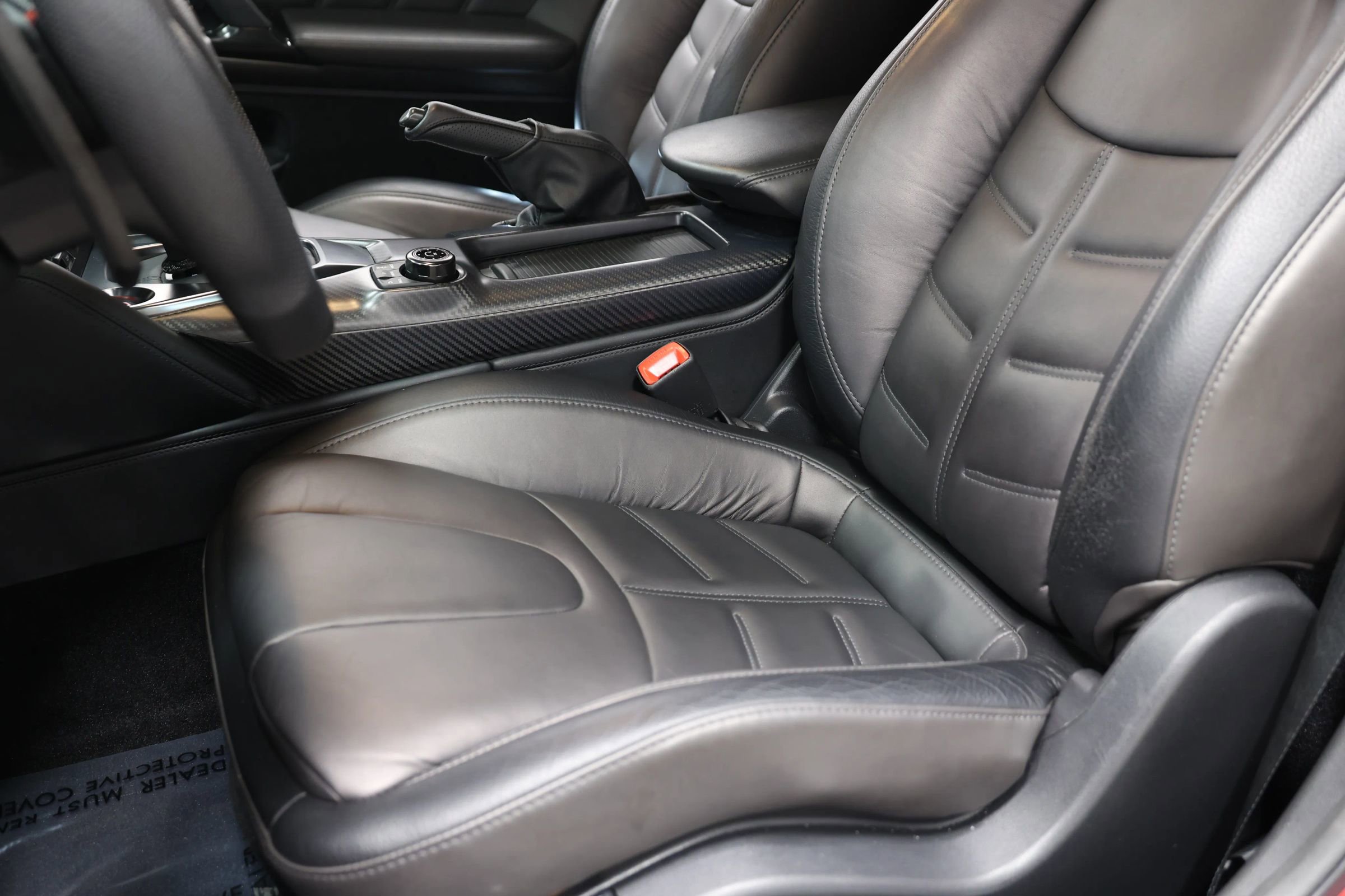 Used 2019 Nissan GT-R Premium w/ Premium Interior Package AWD/4WD image 20