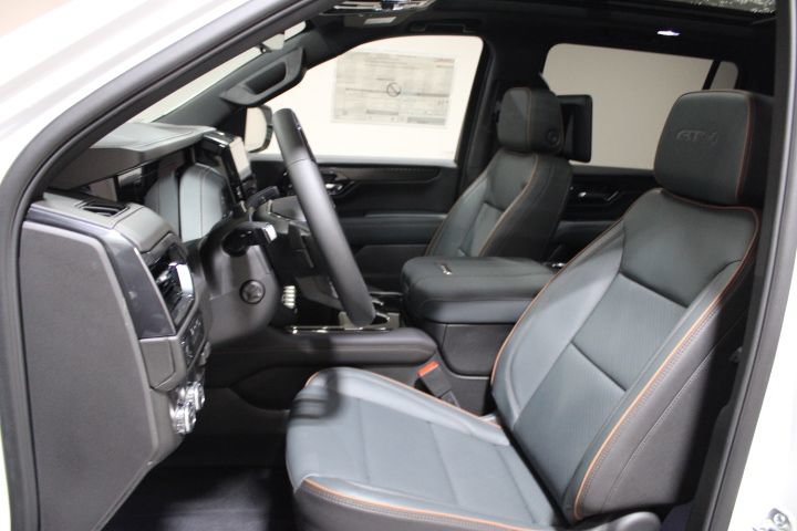 New 2026 GMC Yukon XL AT4 w/ AT4 Premium Plus Package AWD/4WD image 21