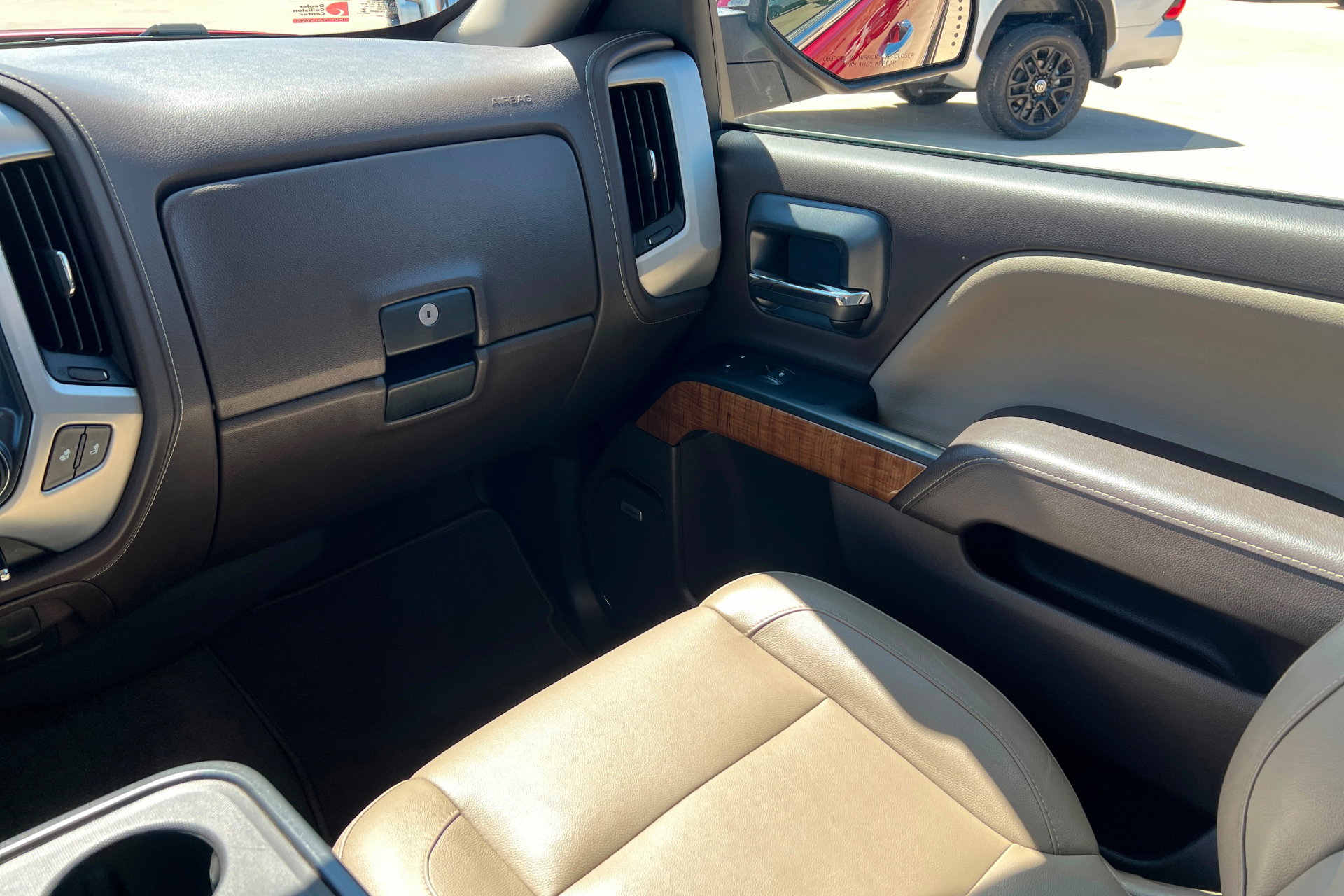 Used 2018 GMC Sierra 1500 SLT w/ SLT Premium Package AWD/4WD image 11