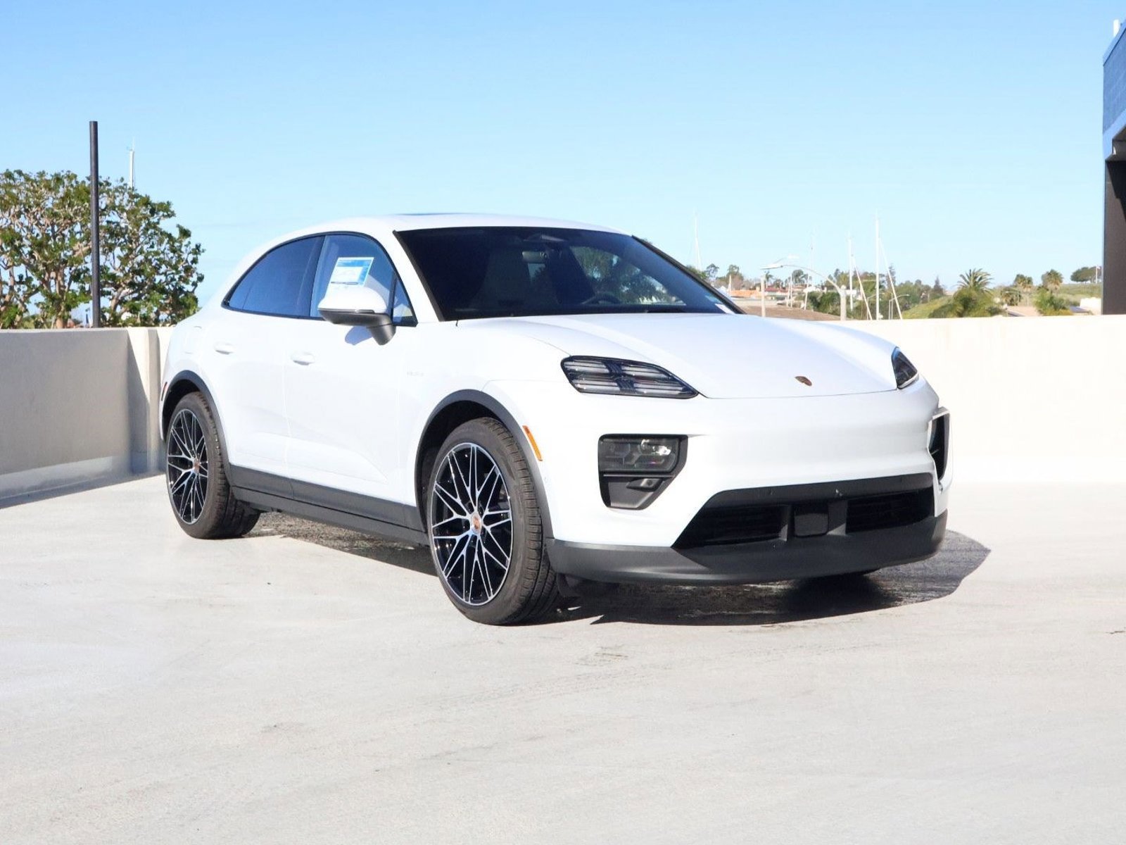 New 2026 Porsche Macan Electric image 7