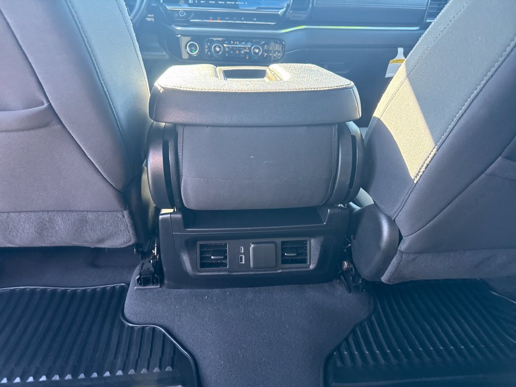 Used 2024 Chevrolet Silverado 1500 LT AWD/4WD image 38