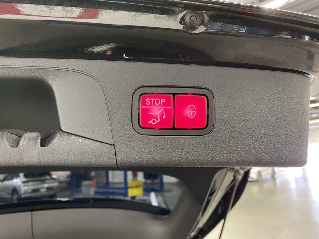 Used 2019 Mercedes-Benz GLC 43 AMG 4MATIC image 23