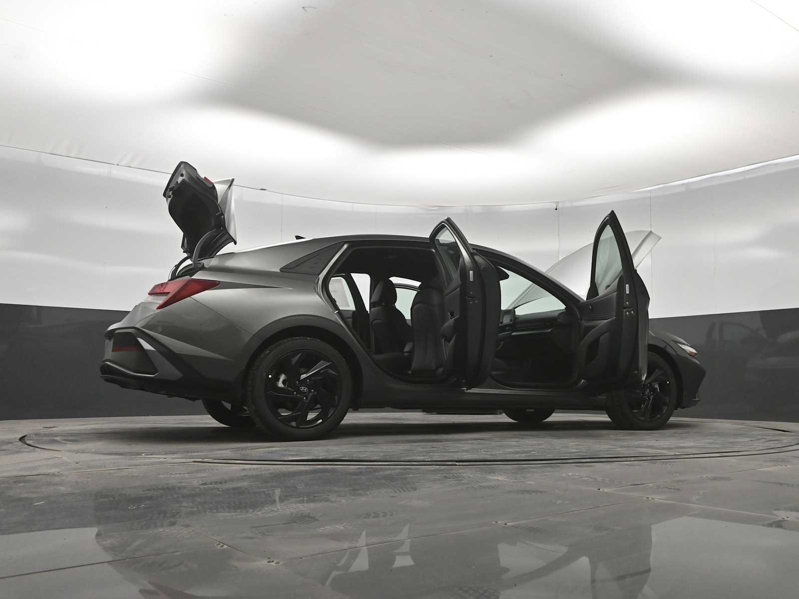 New 2026 Hyundai Elantra SEL Sport FWD image 50