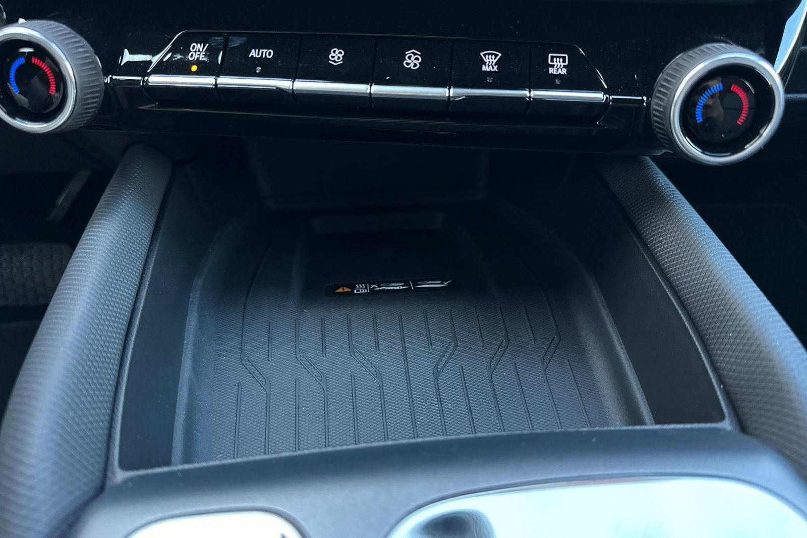 New 2025 Chevrolet Equinox EV RS w/ Active Safety Package 3 AWD/4WD image 28