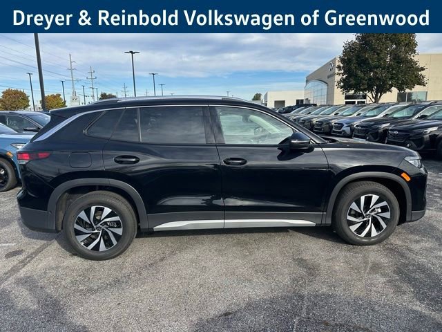 New 2026 Volkswagen Tiguan S image 8