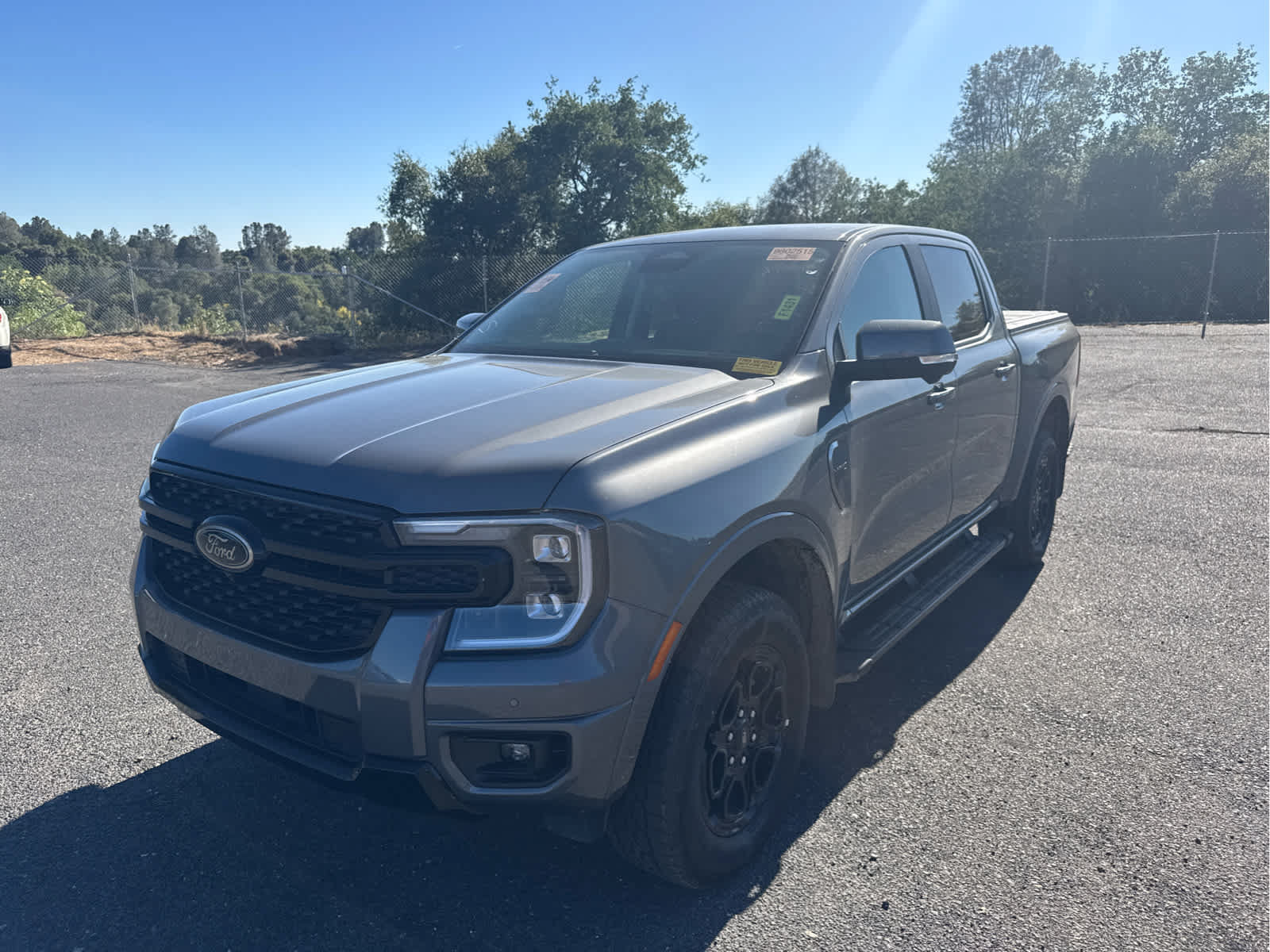 Used 2025 Ford Ranger Lariat w/ FX4 Off-Road Package AWD/4WD image 1