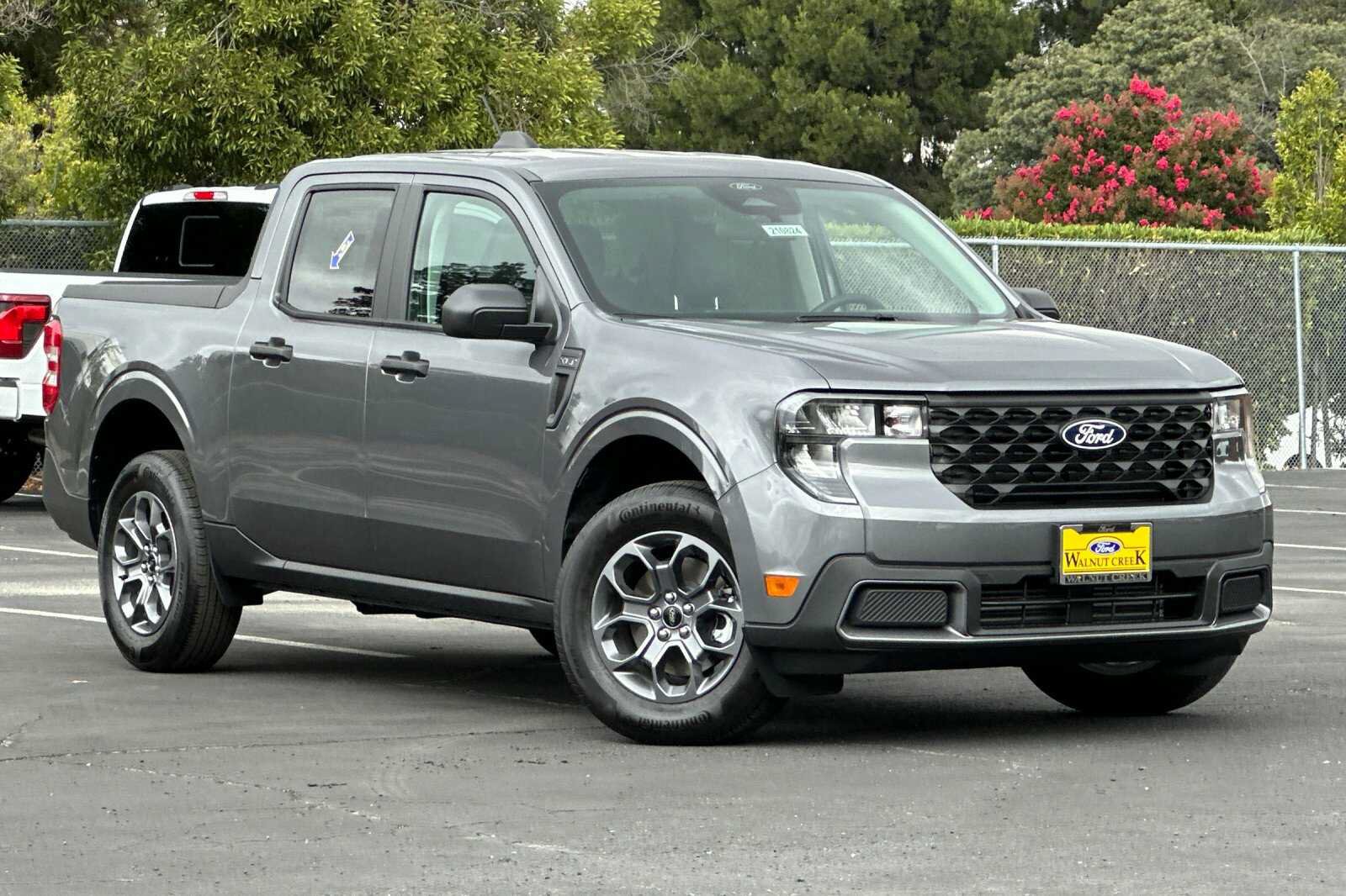 New 2026 Ford Maverick XLT AWD/4WD image 2