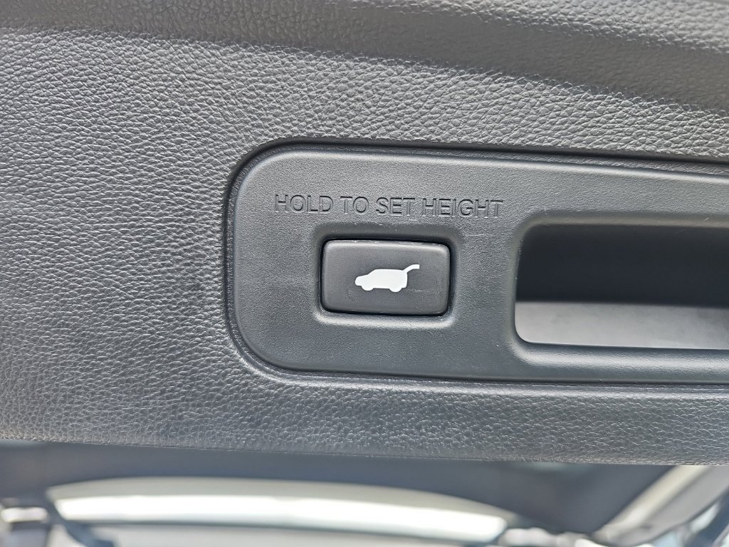 Used 2022 Acura MDX w/ Advance Package AWD/4WD image 43