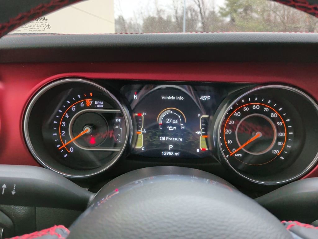 Used 2023 Jeep Gladiator Rubicon w/ Cold Weather Group image 18